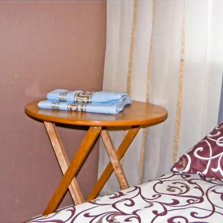 Hostel Na Kanatnoy - 1